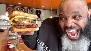 Eating At The BEST Reviewed BURGER Restaurant In My State