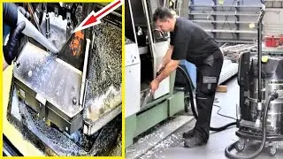 Industrial Vacuum Compact Swarf Removal || Multi-Purpose Wet Dry Vacuum Cleaner
