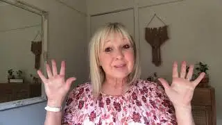 2022🤣WORLD PREDICTIONS.(NZ/Australia/Gold)The Great Awakening, Chrissy Fitzgerald Psychic.