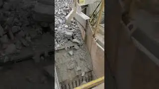 Cavern slag and concrete block crushing production line#slag #concreteblocks #crusher