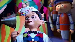 Shrek's Duloc song but with the Willy Wonka puppets
