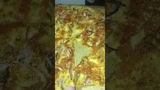 Hungry Howie's Buffalo Chicken #pizza #dinner #food #cheese #spicy #ranch #flavor