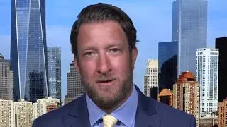 &lsquo;Irrelevant&rsquo;: Dave Portnoy debates sport of cricket with Piers Morgan
