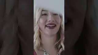 Captivating Singer-Pianist Performance in Dubai