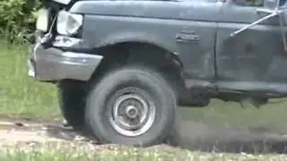 Davidsfarm   0576   6kw8CbXBObQ   HQ   ford versus gmc trucks 4x4 , diesel and gas, tug of war