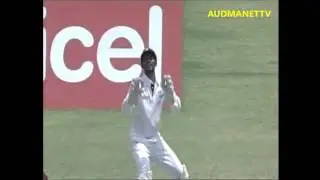 Van Wky Caught Ramdin  DRS Saves him
