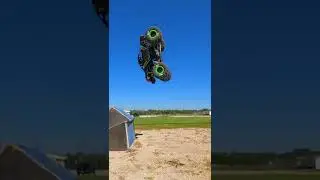 Landing With Style! #monstertruck #MonsterJam #Jeep #GoPro #Losi #RC