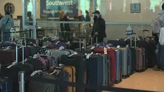 Dallas passengers waiting hours, days for baggage at Love Field