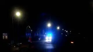 09-12-2008 Politie VOA met spoed over Amersfoortsestraat komt t.p.