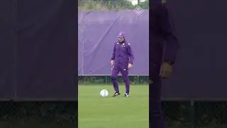 🟣 Vanoli allena per la prima volta la squadra viola ⚽️📹 @acffiorentina