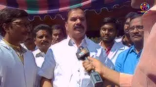 Warnagal MLA Vinay Bhaskar vsits to know the problems of students at Eekshela Park -Day 4