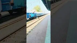 Public stunt 😱 khatranak backflips stunt power ❤️ #reelsvideo #shorts #tranding
