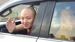H.E. Kundeling Tatsak Rinpoche and (kudung-mummy) Geshe Larampa Lobsang Tsultrim, arrived in zkr