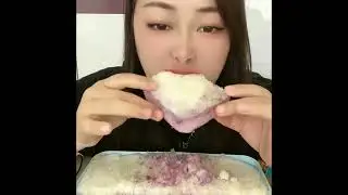 #02 ASMR eating snow happy #asmr #iceeating #ice #snow #snoweating