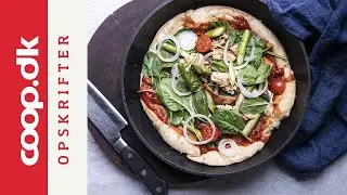Pizza med spinat, asparges og kylling - Claus Holm