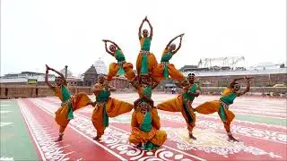 Gotipua Dance Meets Yoga at Puri Jagannath Temple | A Sanket Creation