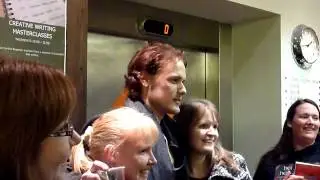 Sam Heughan with fans 02