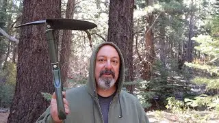 Christmas Idea: REDCAMP E-Tool, a Folding Camping Shovel