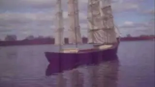 Model square rig camera boat.wmv