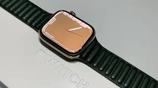 Apple Watch Series 7 Sequoia Green Leather Links
