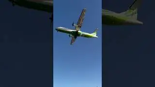 Binter ATR76 arrival into Lanzarote