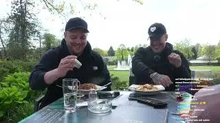 Monte und Giggsen sch&uuml;tten sich Salz und Pfeffer ins Gesicht