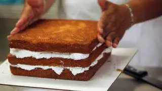 How to Make First Layer of Princess Cake | Birthday Cakes