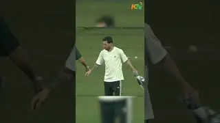 GOATed Moment 🐐 | Messi Gifts Jersey to Sunil Chhetri 🇦🇷🤝🇮🇳