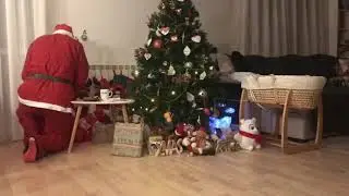 Mos Craciun filmat de Ariana cu camera ascunsa - Craciun 2019