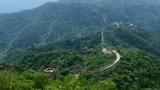 Mountaintop View Overlooking The Great Wall Of China 4K