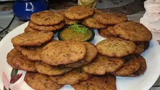 अंदर से इतना मुलायम की मुंह में जाते ही घुल जाए और ऊपर से उतना ही क्रंची यह साबूदाने का वडा