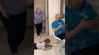 Hit my daughter's hand! 😱😅 #tiktok #comedy #family