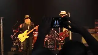 ZZ Top - Toronto - Aug11, 2018 - Under Pressure, Thank You, Waitin' for the Bus & Jesus Left Chicago