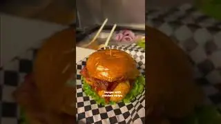 Best Burgers, Shakes, Fries in Huntington Beach ft. Grinderz #burgerlovers #cheesefries #milkshake