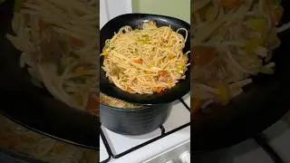 This is how i make stir fry spaghetti with only 4 ingredients.