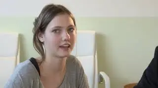 Nathalie stellt das WalkAide&reg; vor