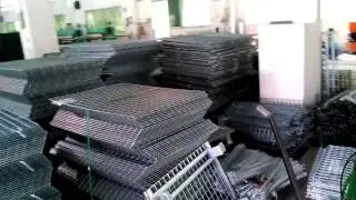 Wire storage cage