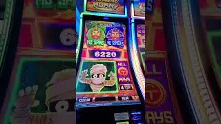 MO MO MUMMY: Двойной поп-трек и возвращение на сцену в Grand Casino Millacs 26.12.25