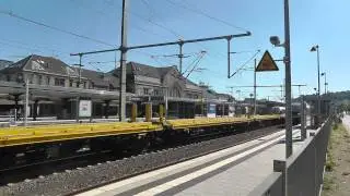 Eine G 1700bb der Schweerbau mit ein leeren Schwellen G&uuml;terzug der fuhr durch den Bielefelder HBF