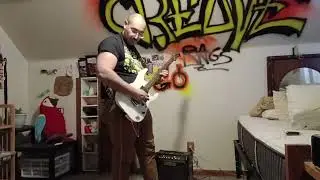 I got a guitar pedal!