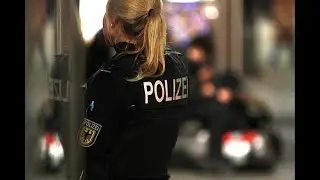 Unbekannter besch&auml;digt geparkten Seat in Braker Kirchstra&szlig;e