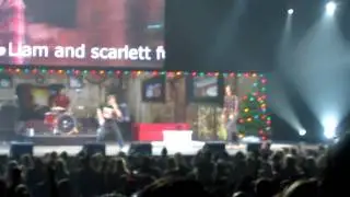 3OH!3- STARSTRUKK live at the Jingleball 2009