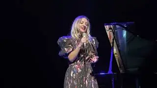 Kate Miller-Heidke - Born Lucky (live 14 Oct 2022)