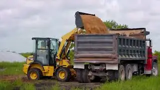 Cat&reg; Compact Wheel Loaders | Work Tools & Attachments