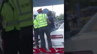 It&rsquo;s reported to ENN how Jamaican Cops abused the taxi man  on the 02/05/21