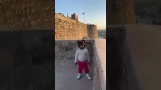 Jhansi Fort Guide | Baby Girl #jhansipark #jhansismartcity #jhansikirani