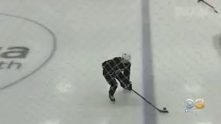Oskar Lindblom Signs 3-Year Deal With Flyers After Beating Cancer