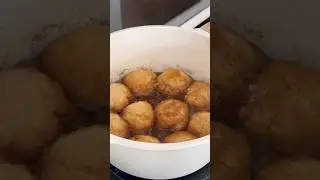 Golden Syrup Dumplings 🤤 recipe in comments 👇🏼 #cheapdessert #budgetrecipe