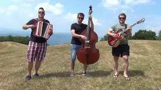Ansambel Plus - Hodim po vasi (official video)