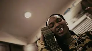 Young Bitty - Looking For a Plug (Official Video)@TheRealKahlel